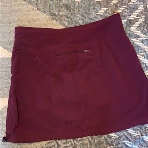 Athleta Size 6 dark purple Ripstop skirt skort